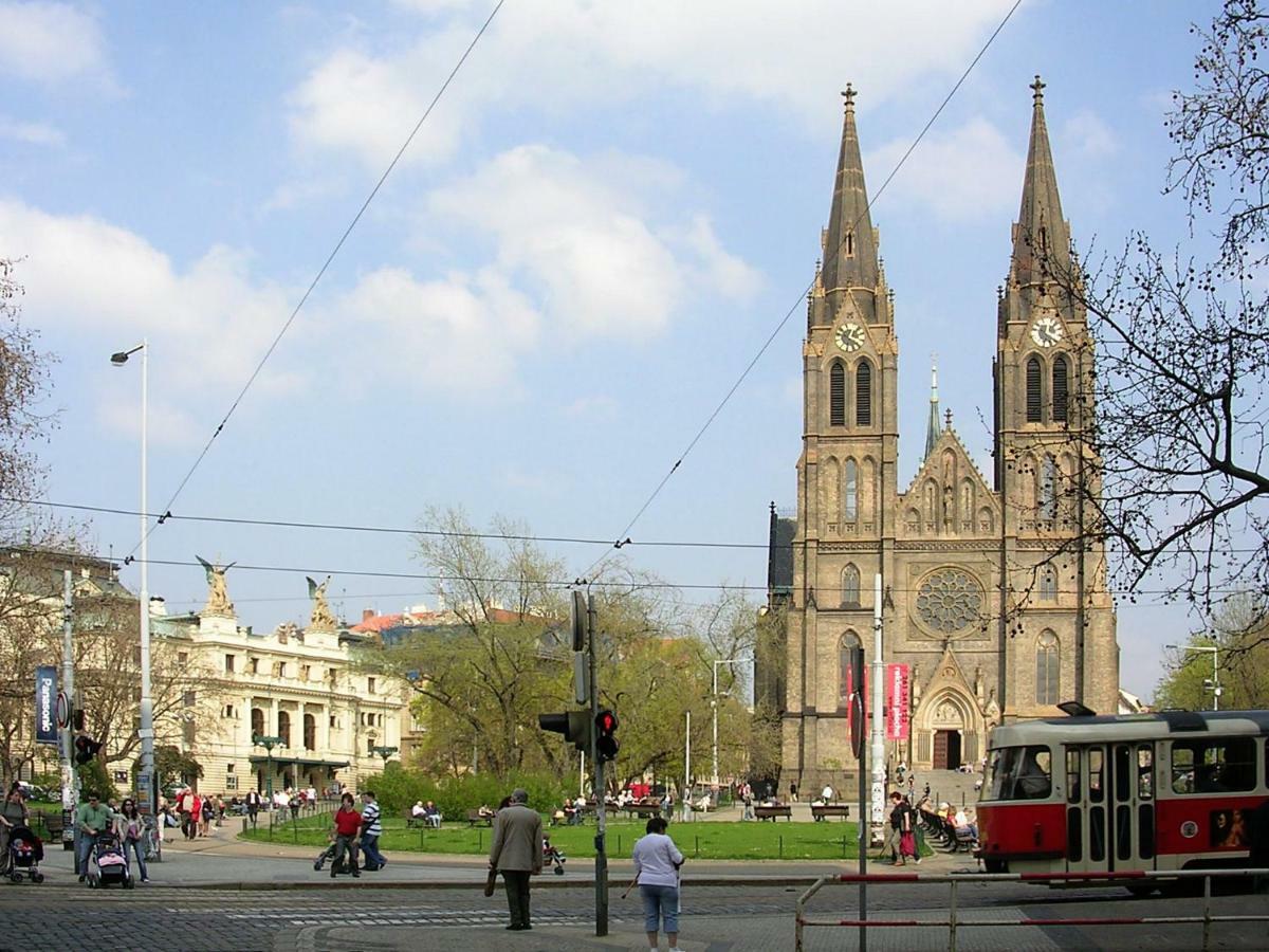 פראג Spacious Apartment Near Wenceslas Square מראה חיצוני תמונה