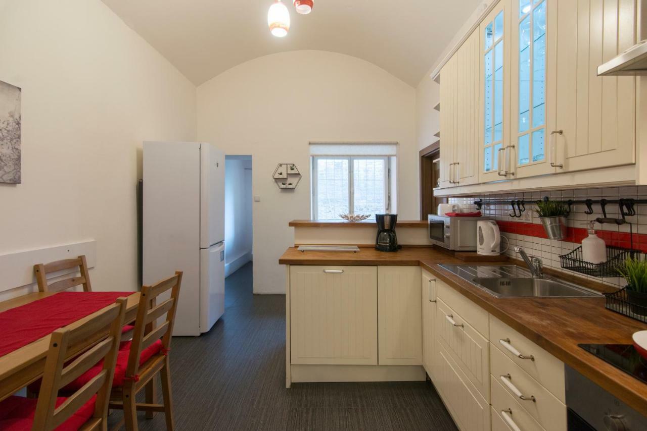 פראג Spacious Apartment Near Wenceslas Square מראה חיצוני תמונה